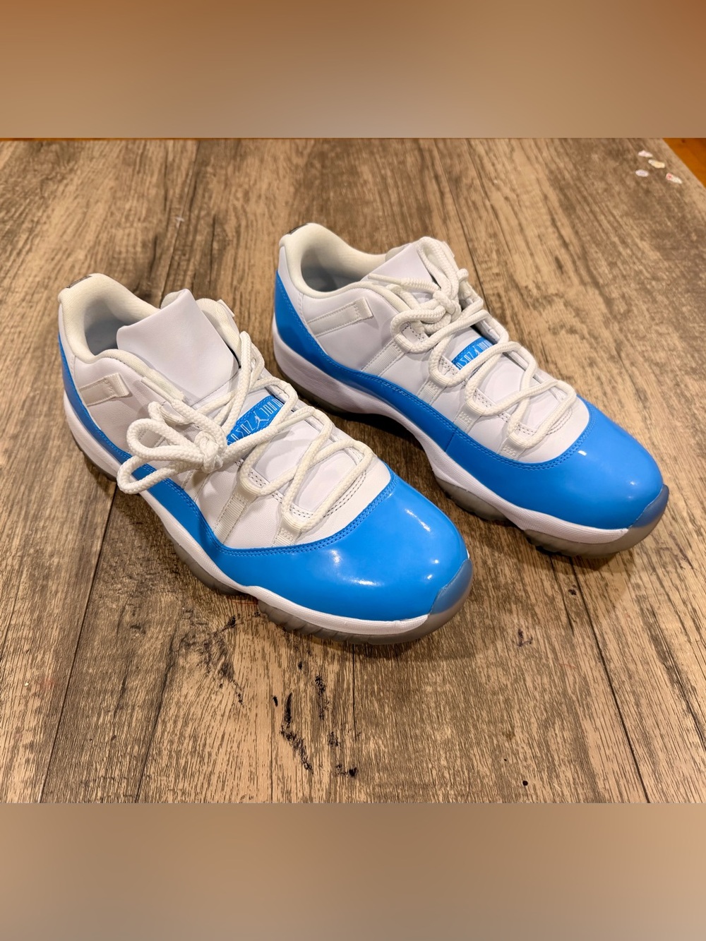 NEW- Air Jordan 11 Retro Low “University Blue” Size 11.5  Low-Top Sneakers